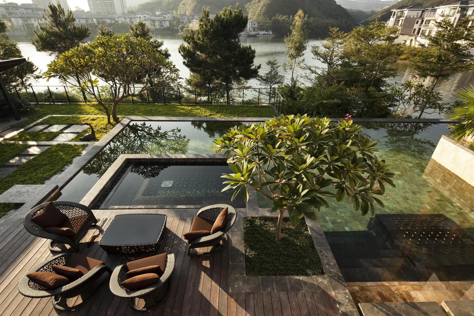 The Mulian Urban Resort Hotels Huadu Canton Extérieur photo